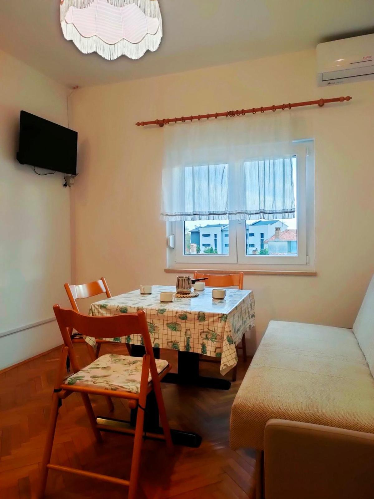 Apartments Zova メドゥリン エクステリア 写真