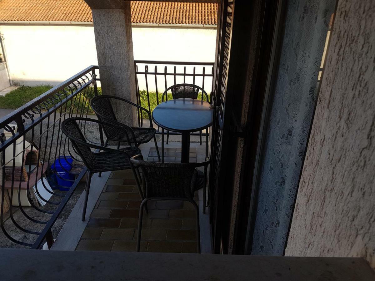 Apartments Zova メドゥリン エクステリア 写真