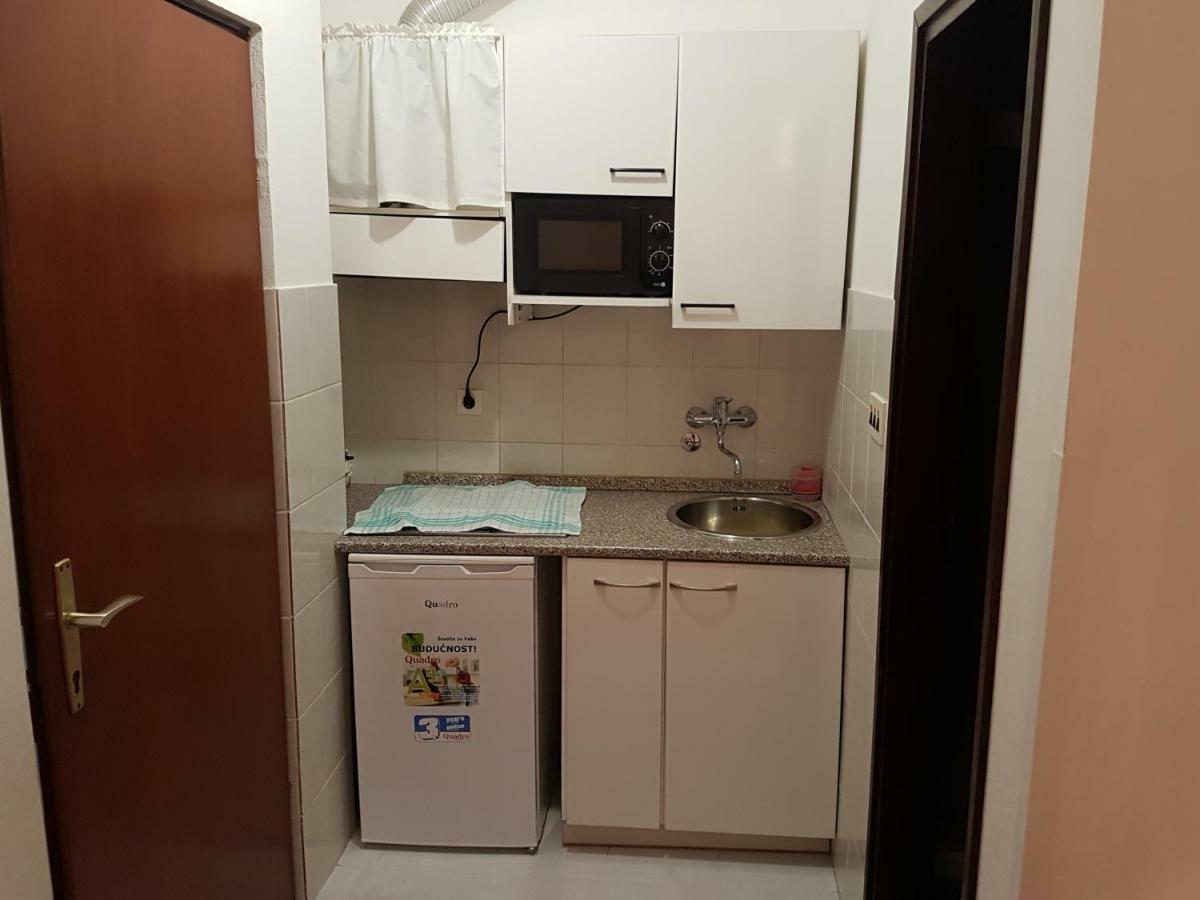 Apartments Zova メドゥリン エクステリア 写真