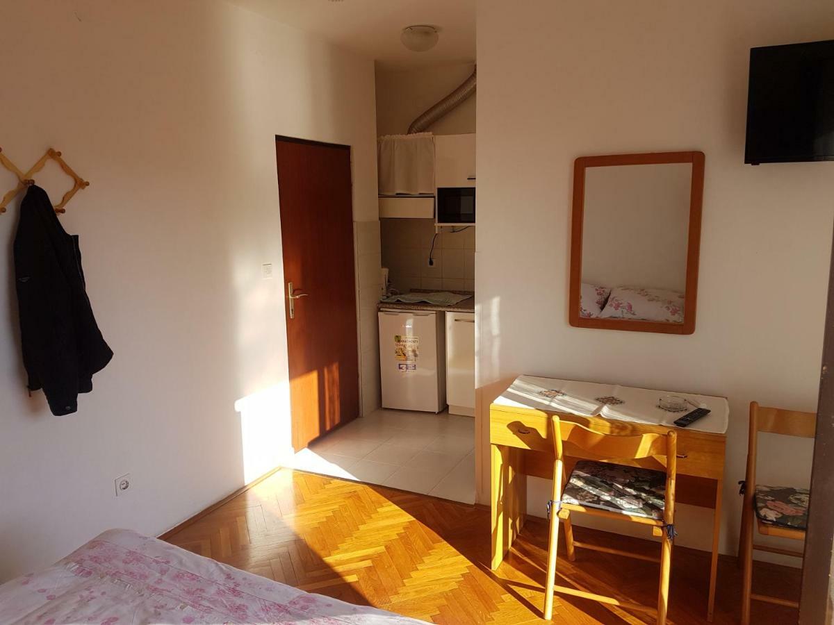 Apartments Zova メドゥリン エクステリア 写真